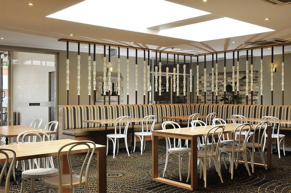 The Lakes Hotel Entrance Ngoại thất bức ảnh